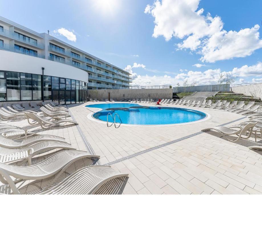Kolobrzeg Apartamenty Polanki Aqua Z Bezplatnym Basenem, Bawialnia, Parkingiem I Fitness المظهر الخارجي الصورة