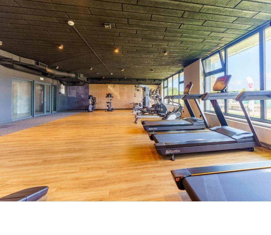 Kolobrzeg Apartamenty Polanki Aqua Z Bezplatnym Basenem, Bawialnia, Parkingiem I Fitness المظهر الخارجي الصورة